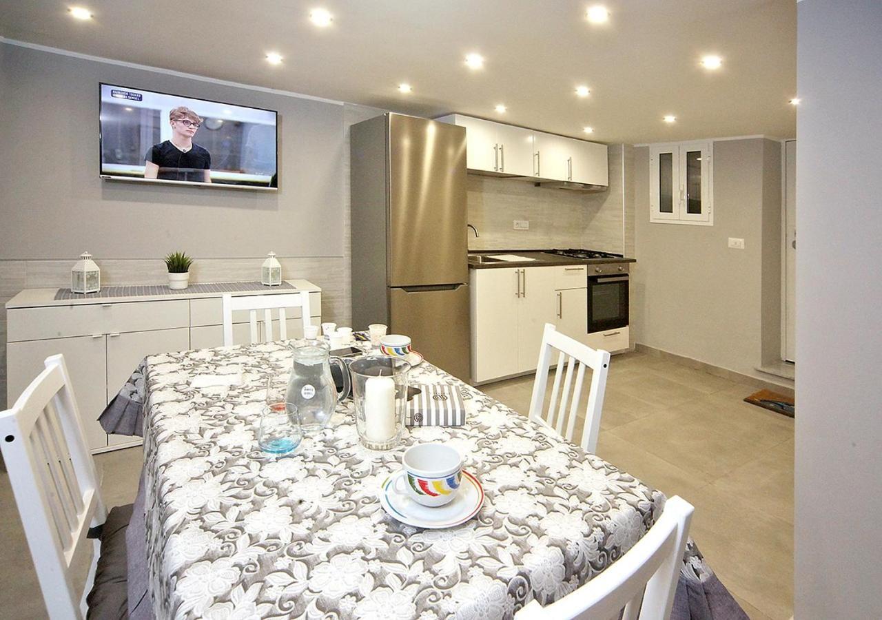 La Casa Di Helena Διαμέρισμα Νάπολη Εξωτερικό φωτογραφία